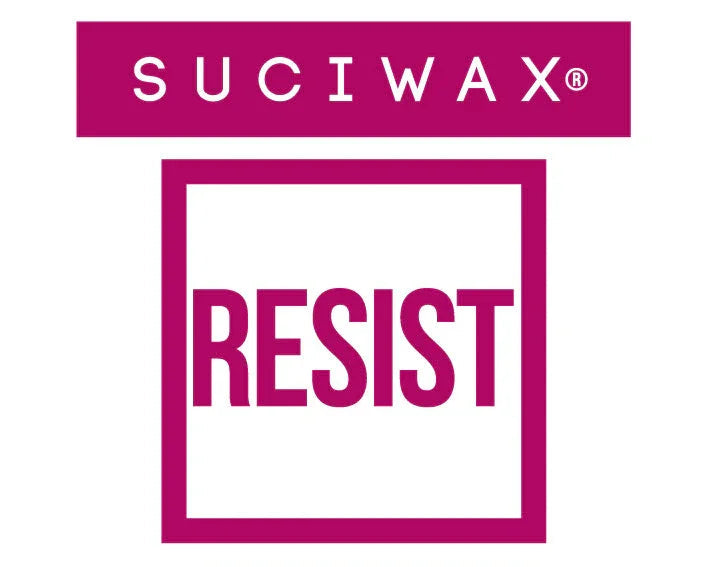 Logotipo da Suciwax com a palavra RESIST, relacionado à cera autobrilhante pavimentos de alta resistência.
