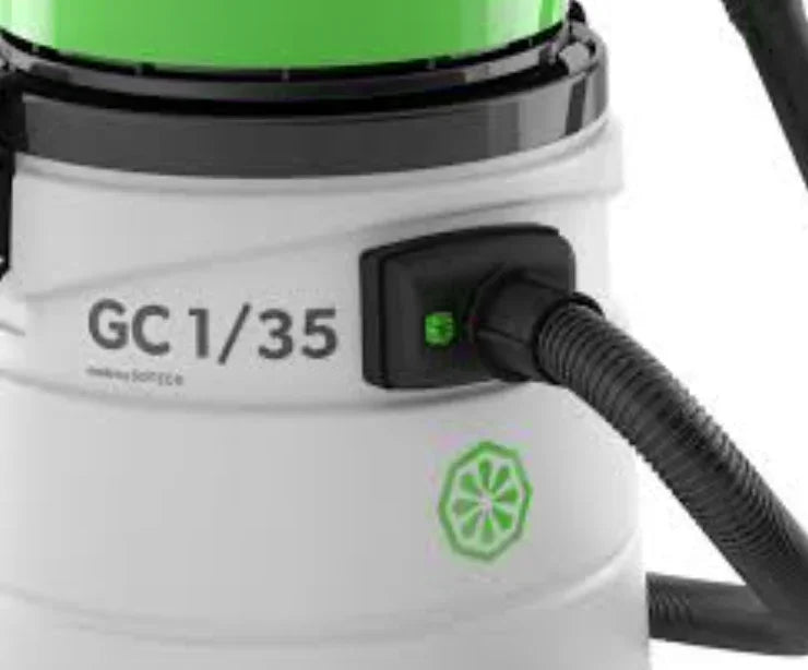 foto aproximada do Aspirador de Pós e Líquidos Profissional IPC GC 1-35 W&D