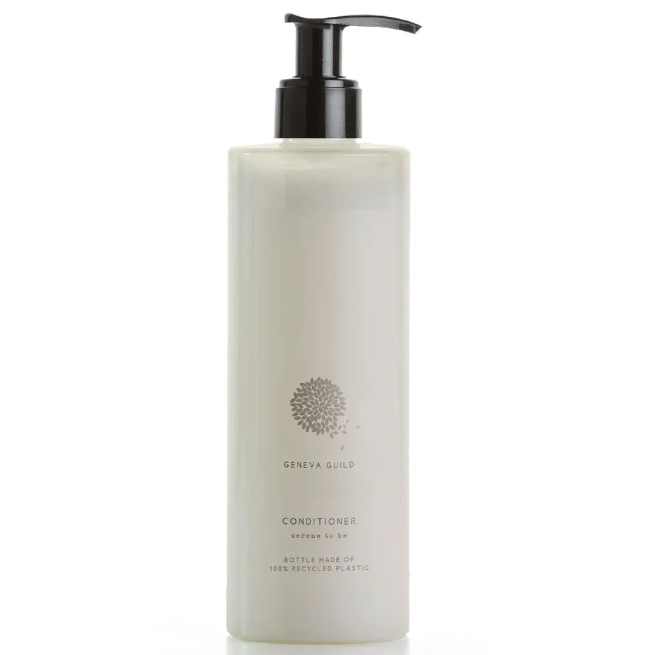 Condicionador de Cabelo Geneva Guild 380ml em embalagem de plástico reciclado.