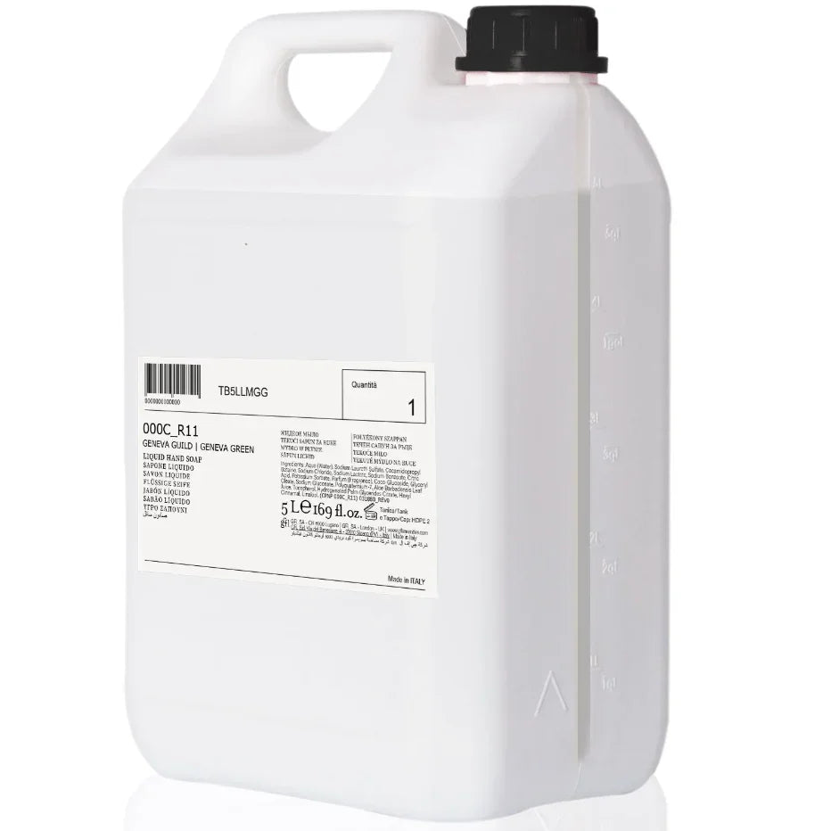 Sabonete Líquido das Mãos Recarga 5L Guest Love em embalagem de plástico, ideal para uso diário.