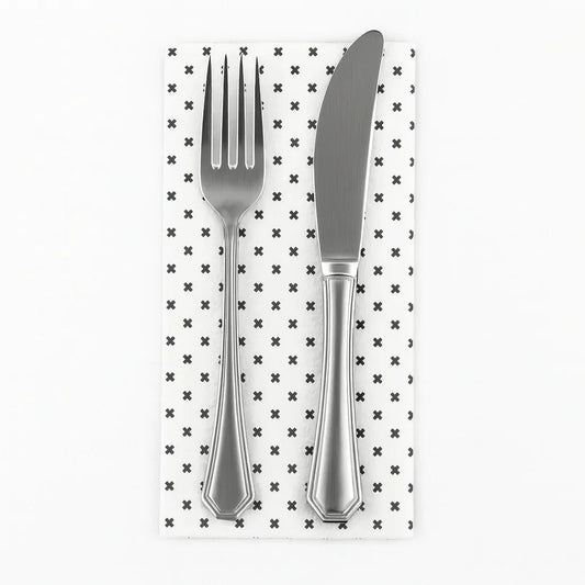 Guardanapos de Mesa Brancos Deco Dobrados 1-6 PPP 30x40cm com talheres em cima