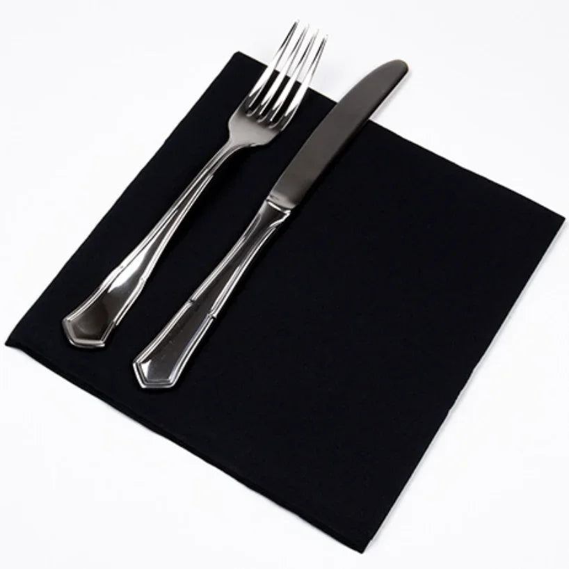 Guardanapos de Mesa Pretos Premium AIRSOFT 40x40cm com garfo e faca em cima
