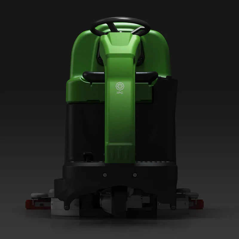 Máquina Lavadora de Pavimentos Condutor Sentado IPC CT80 vista traseira com design ergonómico e sistema de tração elétrica.
