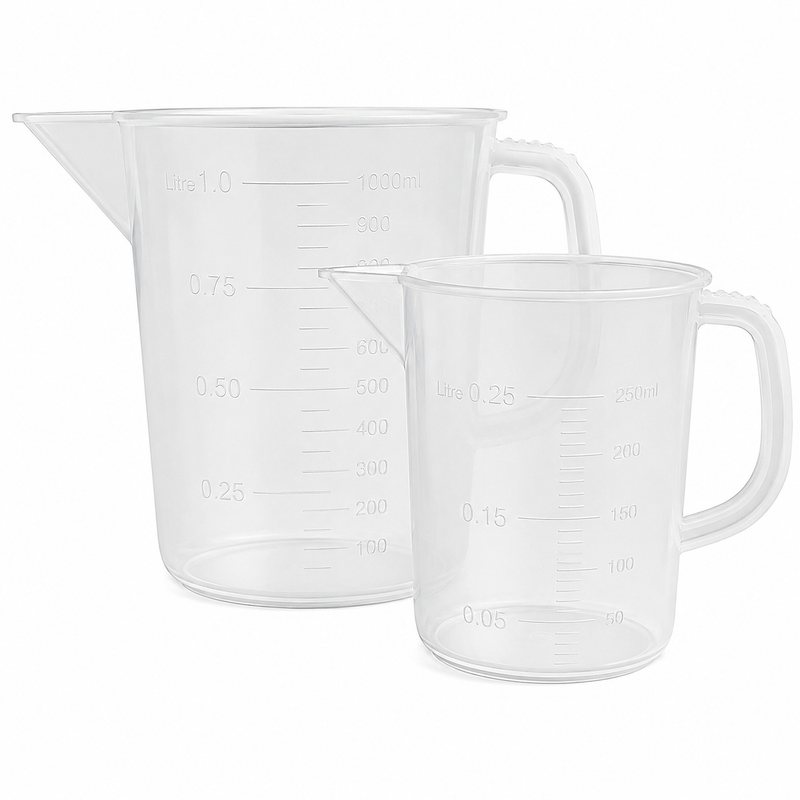Jarra Doseadora Profissional para Detergentes de 250ml e 1000ml com medição graduada e design prático.