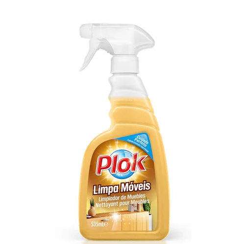 Spray Limpador de Móveis Perfumado de 535ml da PLOK, ideal para limpezas em superfícies de madeira.