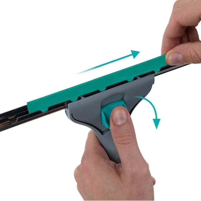 detalhe ergonómico de encaixe de precisão do Rodo Limpa Vidros Articulado com Borracha TTS SOLARIS KIT